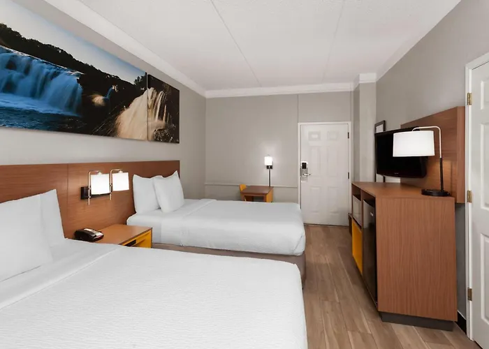Days & By Wyndham Arlington Heights