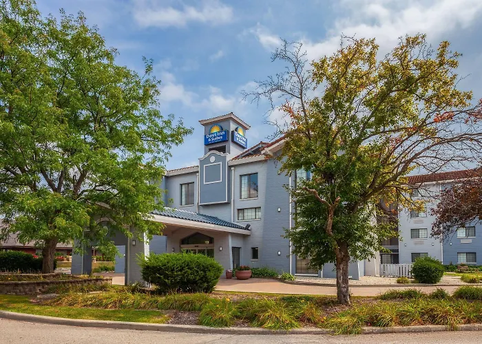 Hotel Days & By Wyndham 2*