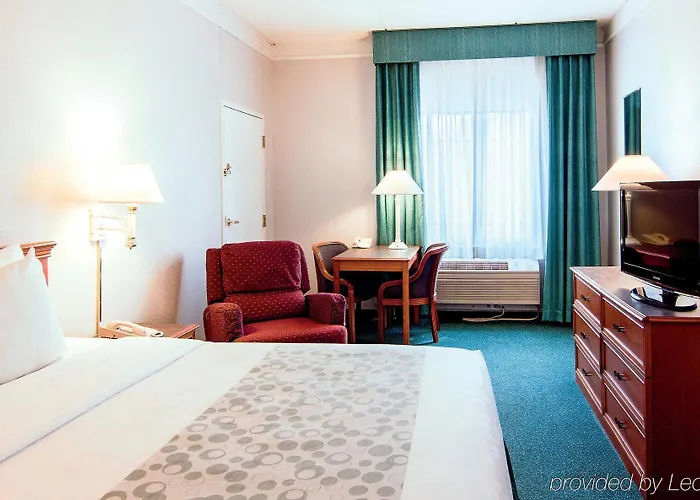 Hotel Days & By Wyndham Arlington Heights